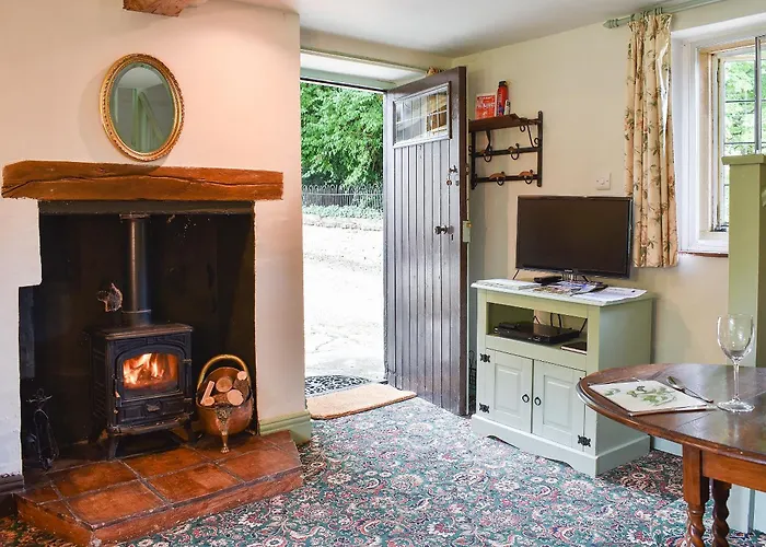 Cerne Abbey Cottage