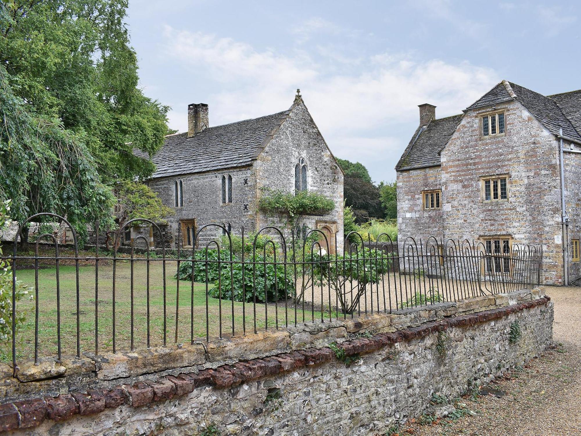 Cerne Abbey Holiday home Cerne Abbas